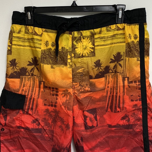 Joe Boxer Men’s Swim Trunks Size Medium - Picture 2 of 5